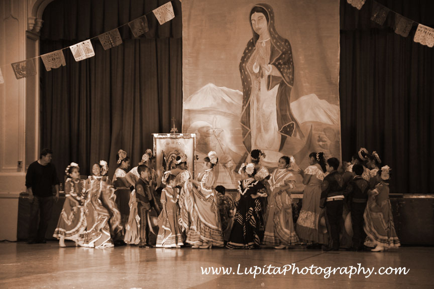 Lupita Photography: Bodas-Weddings, Quinceaños - Sweet Sixteen's & other events photography. New York City (Bronx, Staten Island, Manhattan, Brooklyn, Queens), Long Island, New Jersey, Connecticut, Washington, D.C.